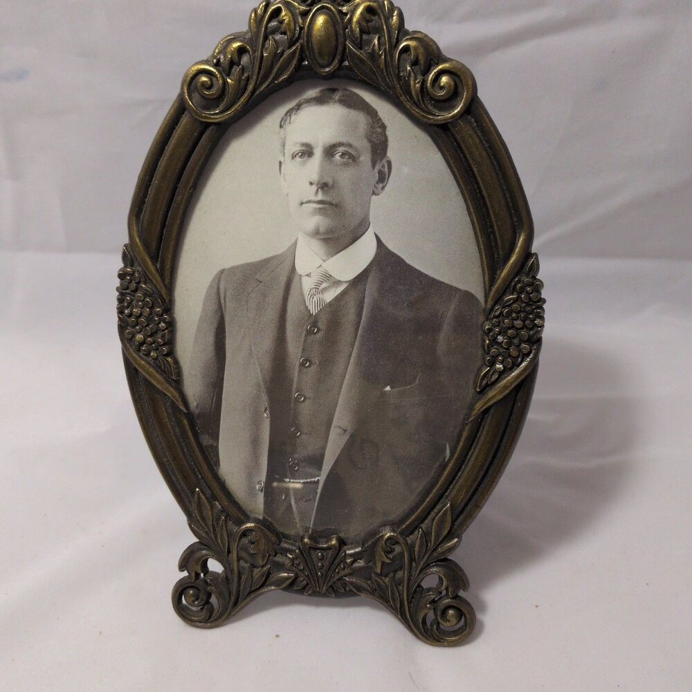 Vintage Ornate Brass Tone Oval Picture Frame – Victorian Style Scrollwork,...